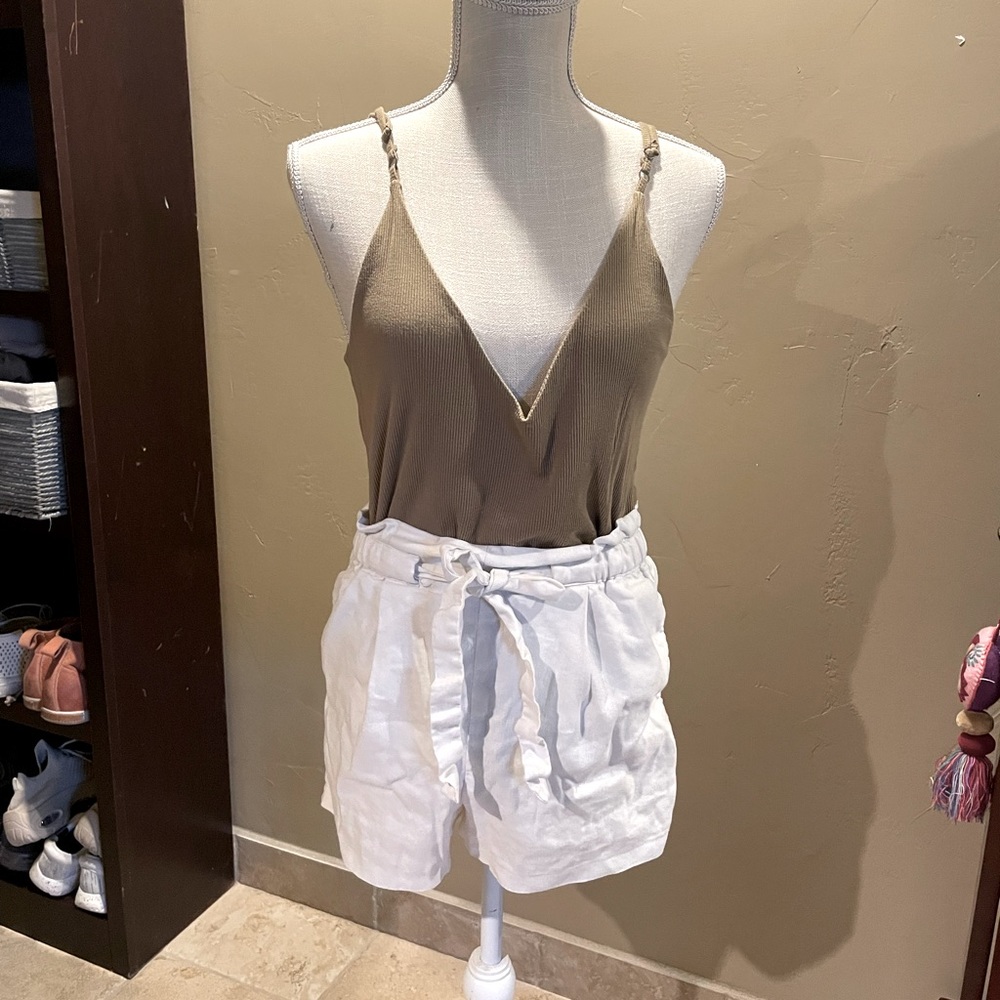 EXPRESS high waist white shorts